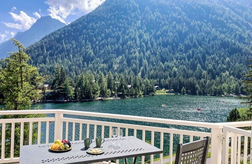 Champex-Lac Apartment | Beautiful apartment for 3 people with WIFI, TV and balcony