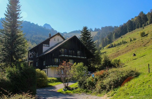 Moleson Apartment | Beautiful apartment for 2 guests with balcony and panoramic view