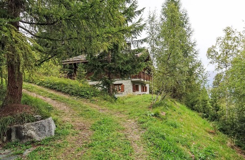 Riom-Parsonz Apartment | Beautiful apartment for 6 guests with patio and panoramic view
