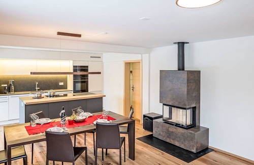 Samedan Apartment | Beautiful apartment for 4 people with WIFI and TV