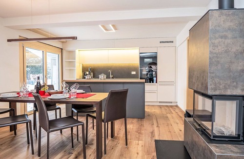 Samedan Apartment | Beautiful apartment for 4 people with WIFI and TV