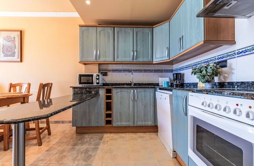 Alcanar Apartment | Beautiful apartment for 4 people with pool, WIFI, A/C, TV and balcony