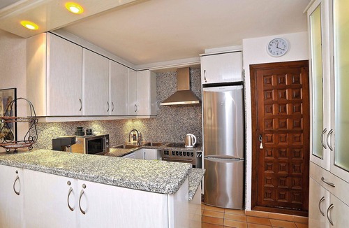 Arnella Apartment | Beautiful apartment for 4 people with A/C, pool, TV, terrace and panoramic view