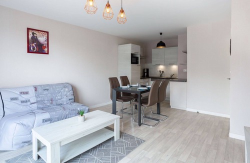 La Madeleine-Bellevue Apartment | Beautiful apartment for 4 people with WIFI, TV and terrace