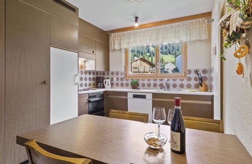 Parpan Apartment | Beautiful apartment for 4 guests with TV and balcony
