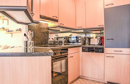Zuoz Apartment | Beautiful apartment for 4 people with WIFI, TV, balcony, pets allowed and panoramic view