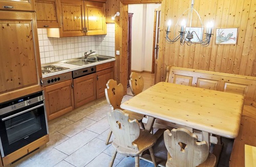 Acletta Apartment | Beautiful apartment for 6 people with pool, WIFI, TV, balcony and panoramic view