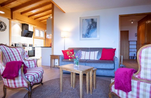 Ependes Apartment | Beautiful apartment for 6 people with WIFI, TV, terrace and panoramic view