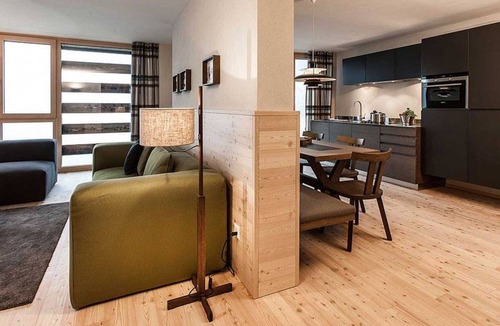 Parpan Apartment | Beautiful apartment for 7 guests with WIFI, TV, balcony, pets allowed and parking