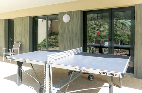 Chinon Apartment | Beautiful apartment for 4 guests with WIFI, pool, TV, terrace, pets allowed and parking