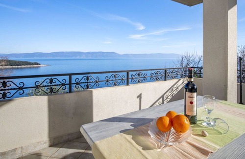 Sveta Marina Apartment | Beautiful apartment for 4 guests with WIFI, TV, terrace and parking