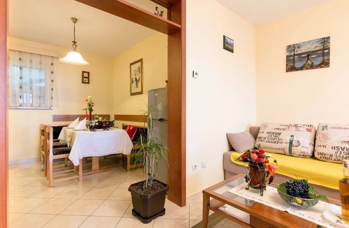 Mosenice Apartment | Beautiful apartment for 4 people with A/C, WIFI, TV and patio