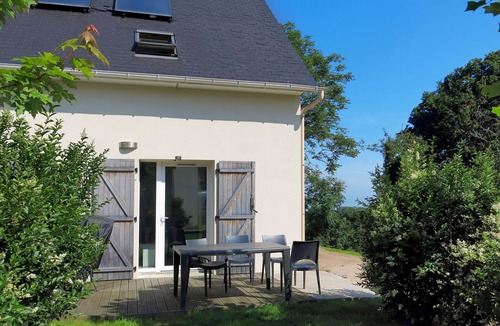 Auberville Apartment | Beautiful apartment for 4 people with WIFI, TV, terrace, pets allowed and parking