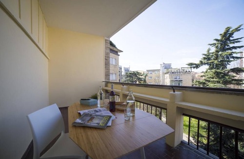 Beauvais Apartment | Beautiful apartment