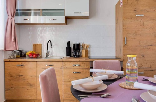 Baric Draga Apartment | Beautiful apartment in Baric Draga with WiFi