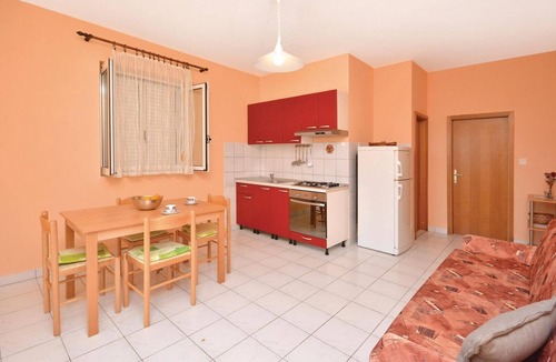Ivan Dolac Apartment | Beautiful apartment in Ivan Dolac with WiFi