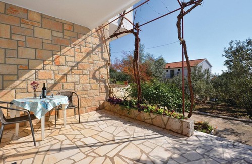 Ivan Dolac Apartment | Beautiful apartment in Ivan Dolac with WiFi