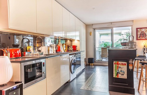 Le Rouet Apartment | Beautiful apartment in Marseille's Golden Square