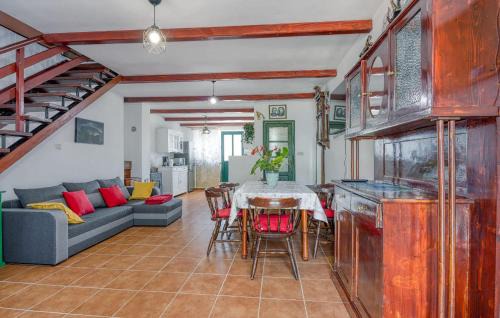 Veli Losinj Apartment | Beautiful Apartment In Veli Losinj With Wifi