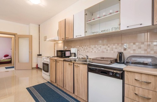 Veli Brgud Apartment | Beautiful apartment in Bresca with WiFi