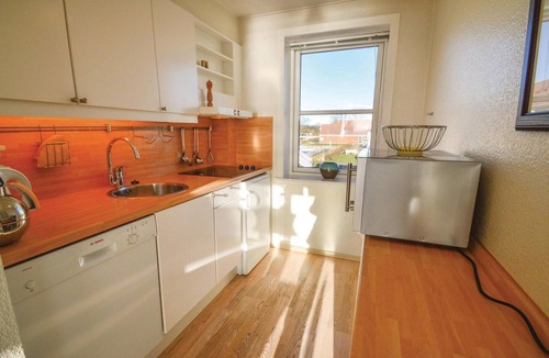 Borre Apartment | Beautiful apartment in Borre with house sea view