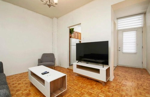 Plateau Mont Royal Apartment | Beautiful apartment in Downtown