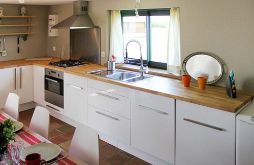 Victot - Pontfol House | Beautiful apartment in villa for 6 people with pool, WIFI, TV, patio and pets allowed