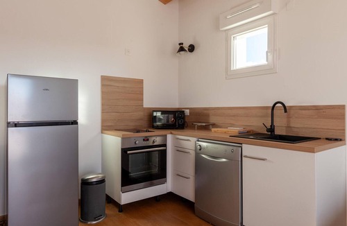 Eyragues Apartment | Beautiful apartment in Eyragues