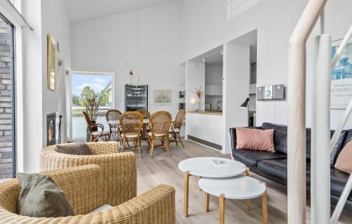 Rinkenaes Apartment | Beautiful Apartment In Gråsten