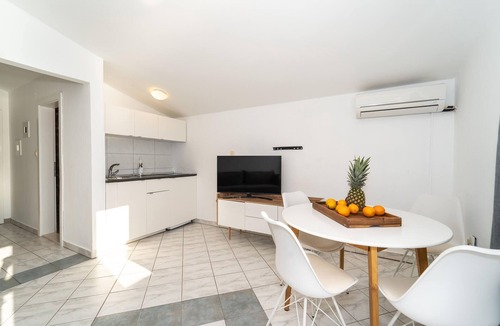Obrovac Apartment | Beautiful apartment in Krusevo