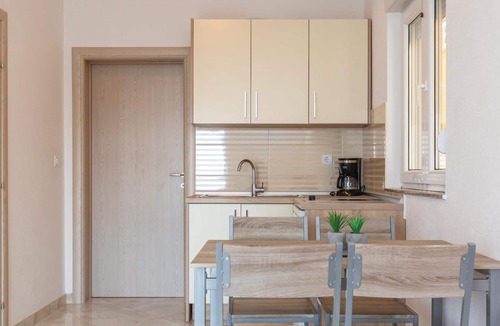 Bratus Apartment | Beautiful apartment in Krvavica