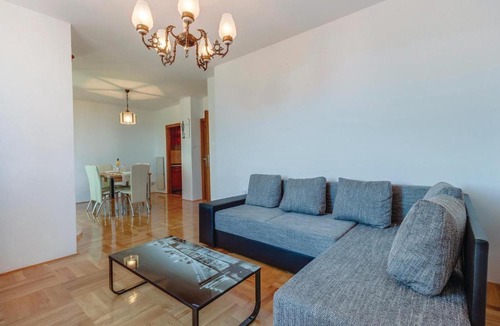 Cove Murtar Apartment | Beautiful apartment in Mali Losinj with 3 Bedrooms and WiFi