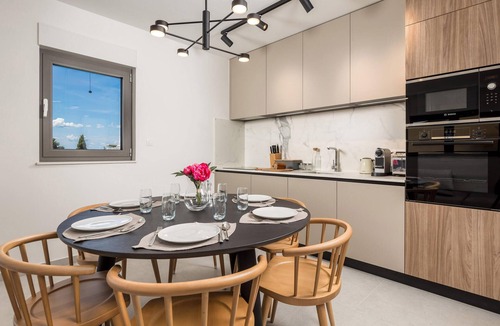 Omisalj Apartment | Beautiful apartment in Omisalj