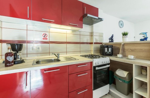 Pavicini Apartment | Beautiful apartment in Pavicini with WiFi