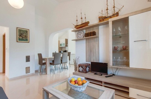 Porozina Apartment | Beautiful apartment in Porozina with WiFi