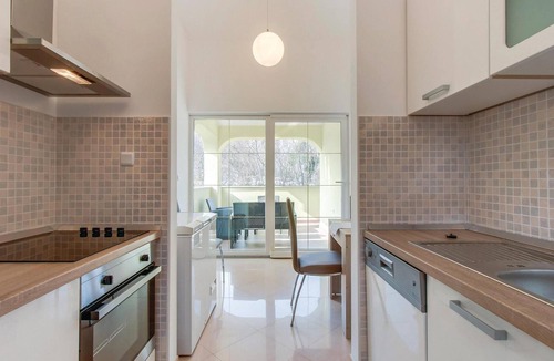 Porozina Apartment | Beautiful apartment in Porozina with WiFi