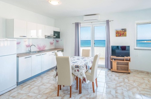 Povljana Apartment | Beautiful apartment in Povljana