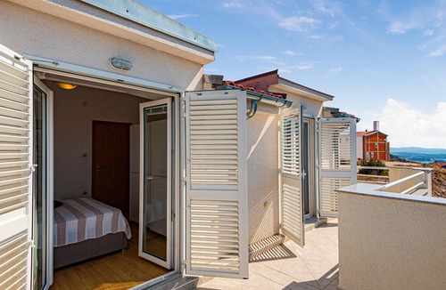 Meterize Apartment | Beautiful apartment in Sibenik with WiFi