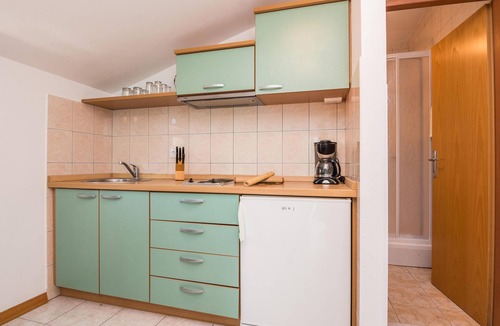 Kozino Apartment | Beautiful apartment in Kozino with house sea view