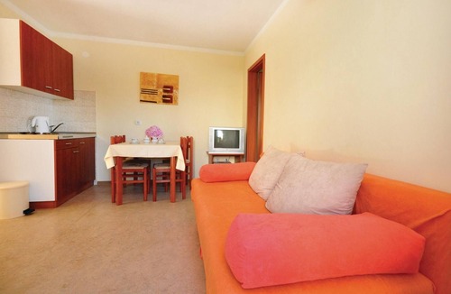 Mimice Apartment | Beautiful apartment in Mimice with WiFi