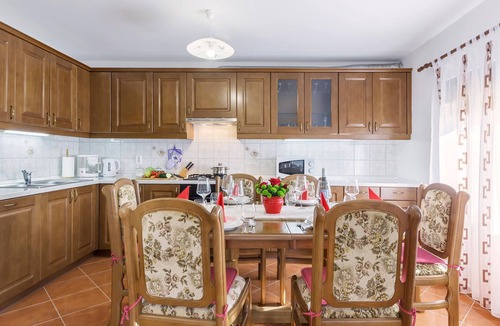 Loborika Apartment | Beautiful apartment in Pula with WiFi