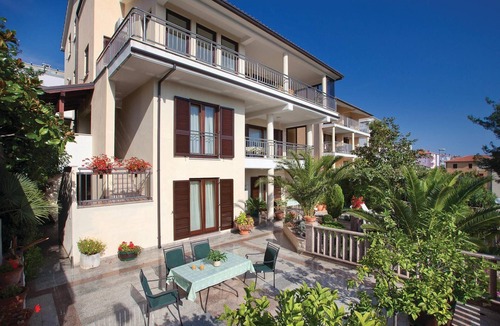 Rabac Apartment | Beautiful apartment in Rabac with WiFi