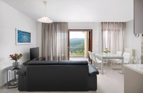 Rabac Apartment | Beautiful apartment in Rabac with WiFi