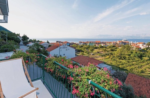 Trpanj Apartment | Beautiful apartment in Trpanj with WiFi