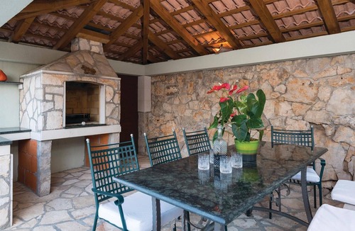 Trpanj Apartment | Beautiful apartment in Trpanj with WiFi