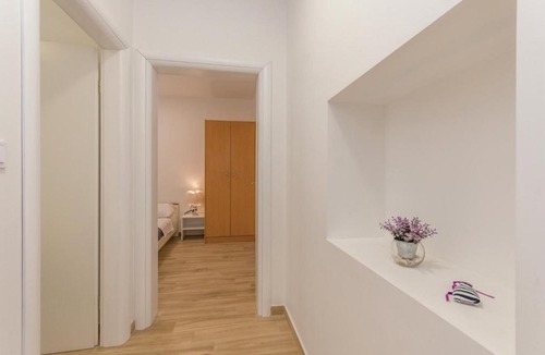 Turanj Apartment | Beautiful apartment in Turanj w/ 2 Bedrooms