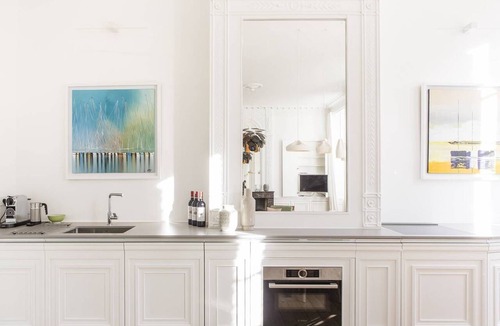 Bordeaux Golden Triangle Apartment | Beautiful apartment, luxuriously restorated