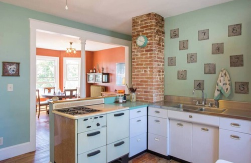 Munjoy Hill Apartment | Beautiful Apartment on Munjoy Hill