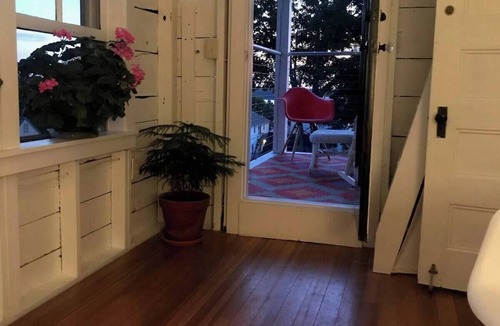 Munjoy Hill Apartment | Beautiful Apartment on Munjoy Hill