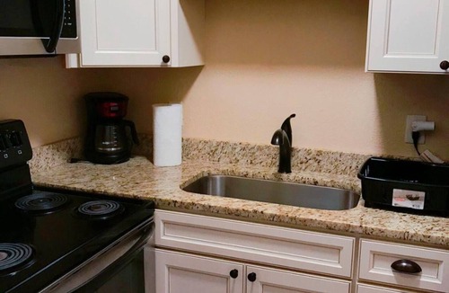 Greensboro Apartment | Beautiful apartment in Historical Downtown Location.